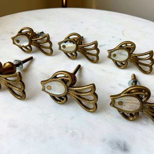 Vintage drawer pulls / knobs (6)